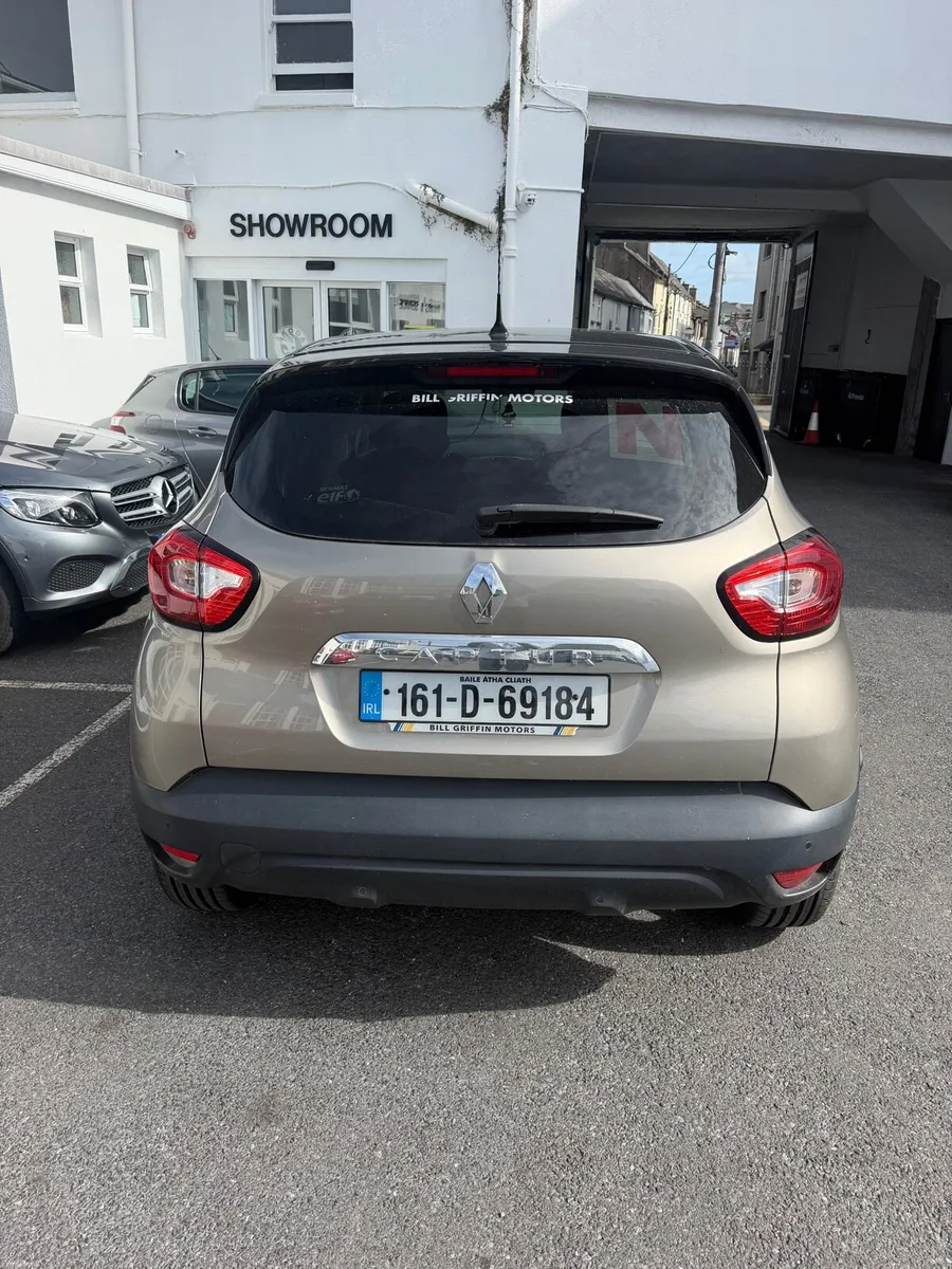 2016 Renault Captur 1.2 Petrol Automatic 86,000km - Image 4