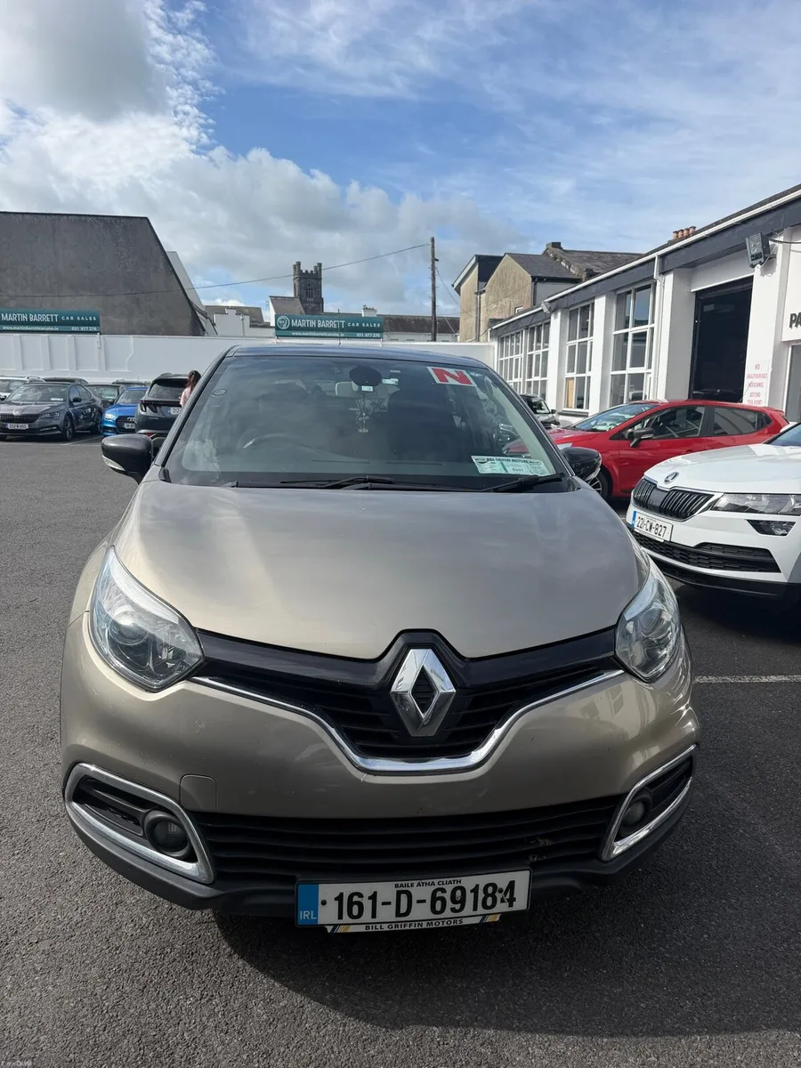2016 Renault Captur 1.2 Petrol Automatic 86,000km - Image 2