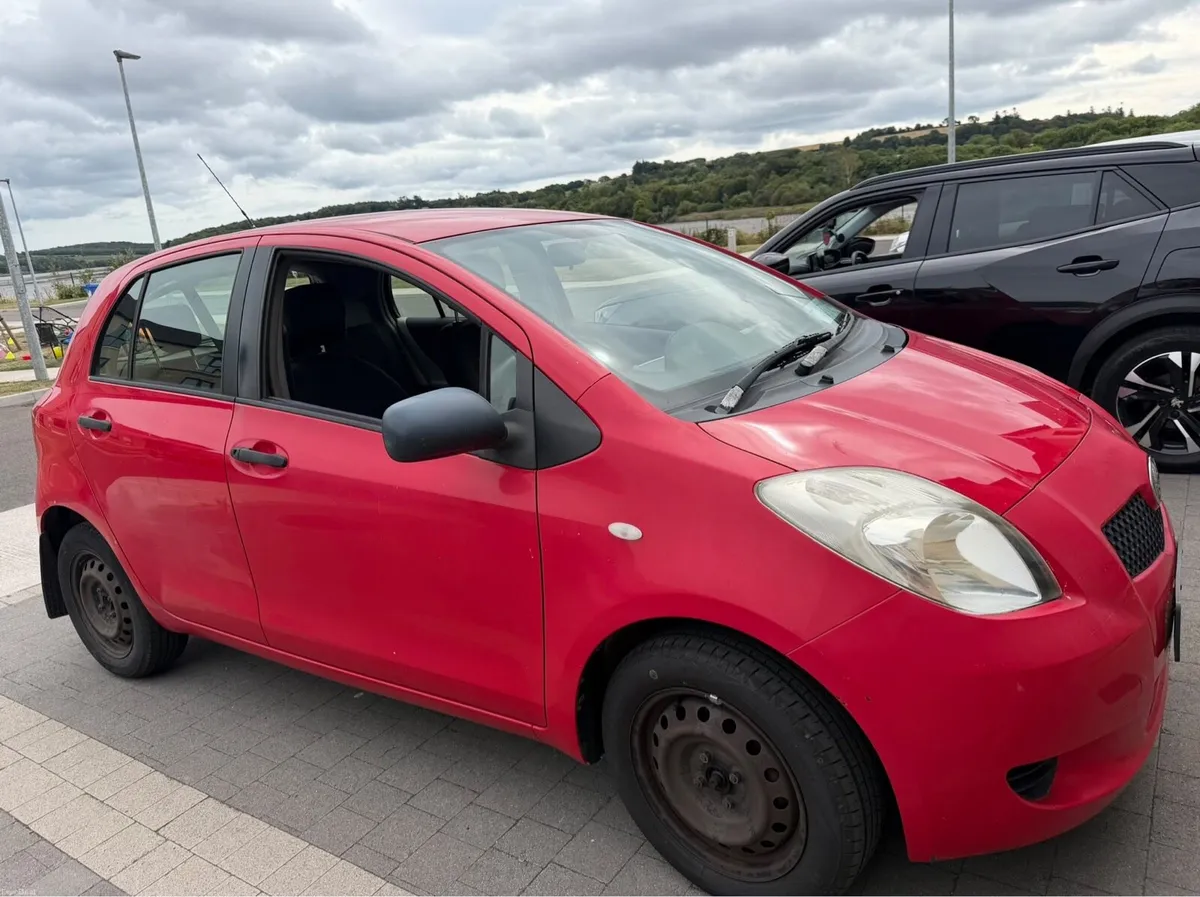 Toyota Yaris - Image 1