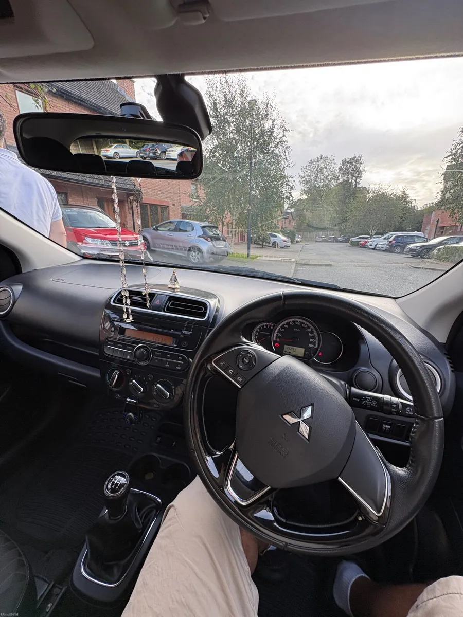 Mitsubishi Space Star 2021 - Image 4