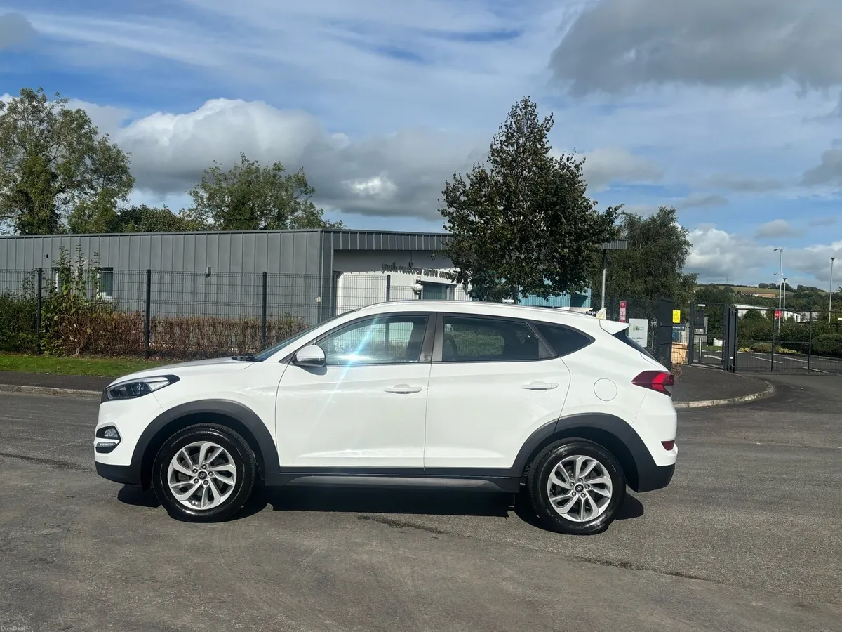 2018 Hyundai tucson 1.6 petrol SUV - Image 2
