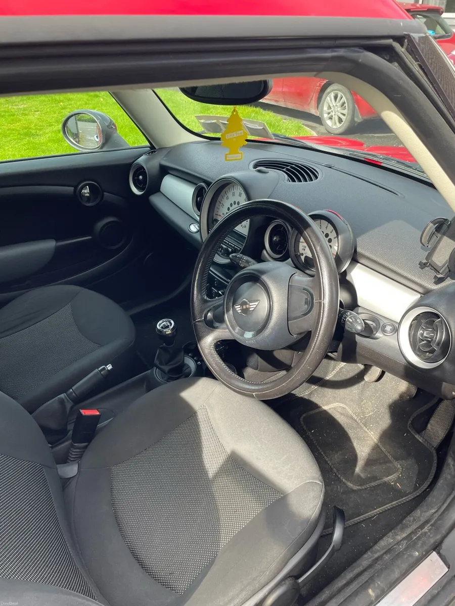 2011 Mini Clubman One 1.6 Petrol - Image 2