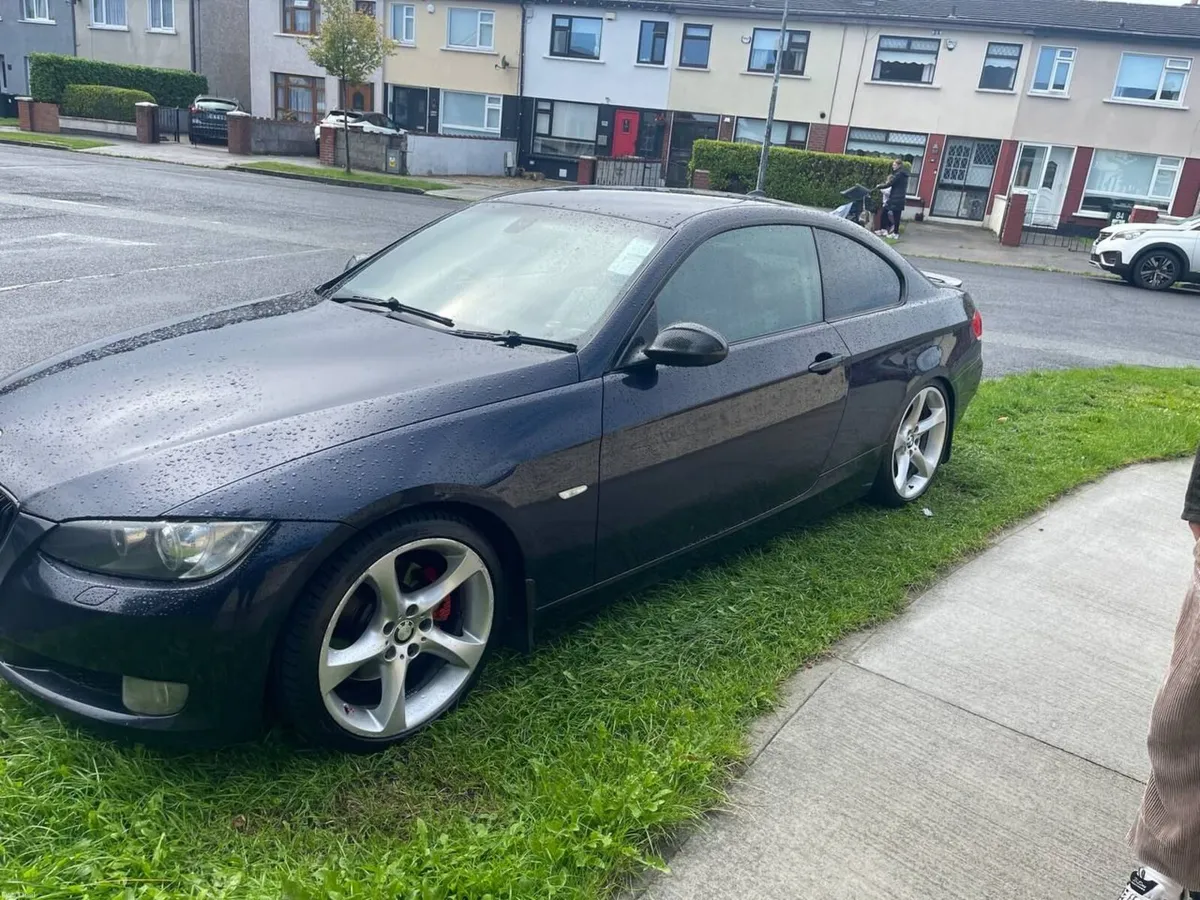 BMW E92 325i 2007 - Image 1