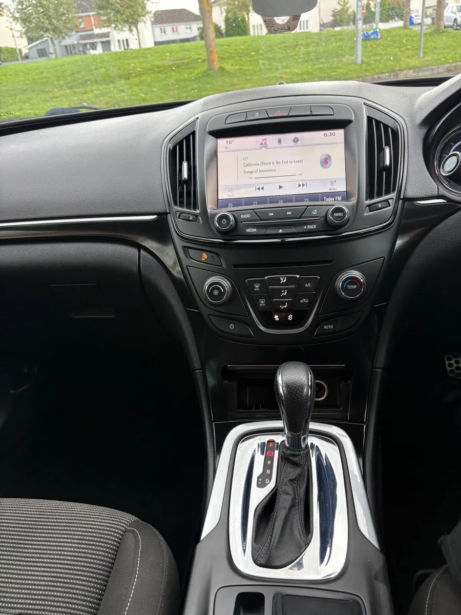 Vauxhall Insignia 2015 SRI - Image 2