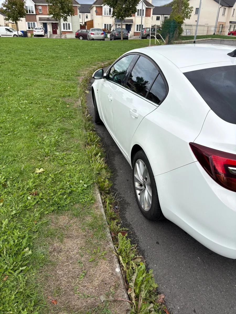 Vauxhall Insignia 2015 SRI - Image 4