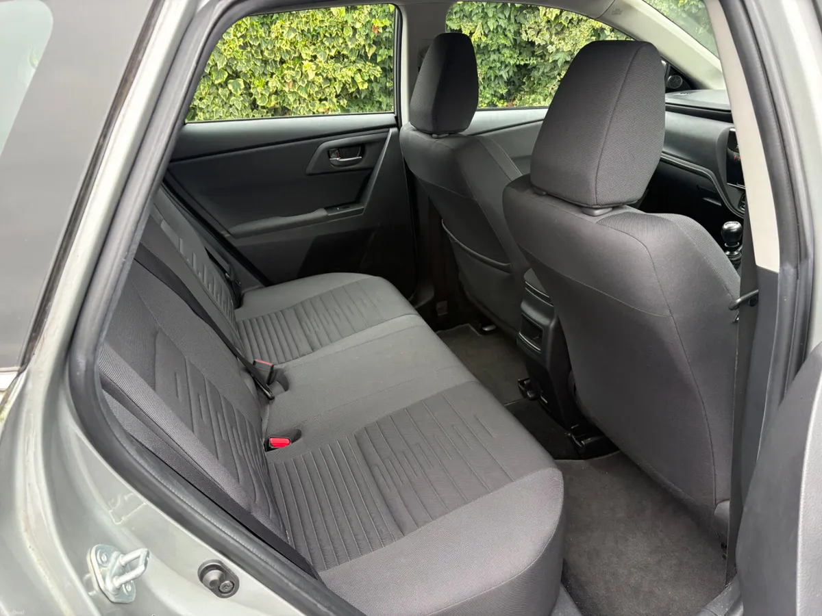 Toyota Auris 2018 1.4 D4D - Image 6