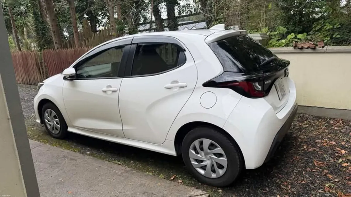 Toyota Yaris 2020 Petrol Hybrid Automatic Luna - Image 2