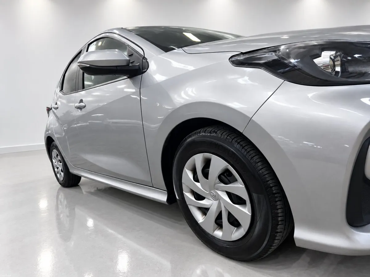 Toyota Yaris 1.0 Auto - Image 6