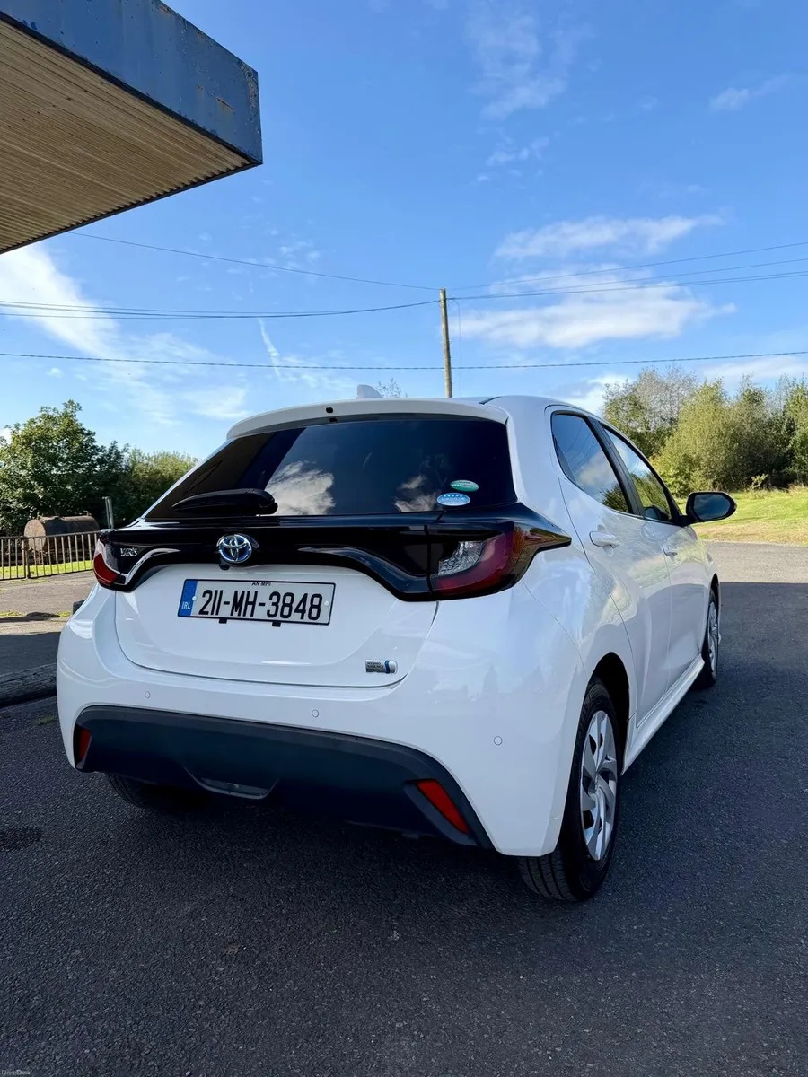 Car - Image 4