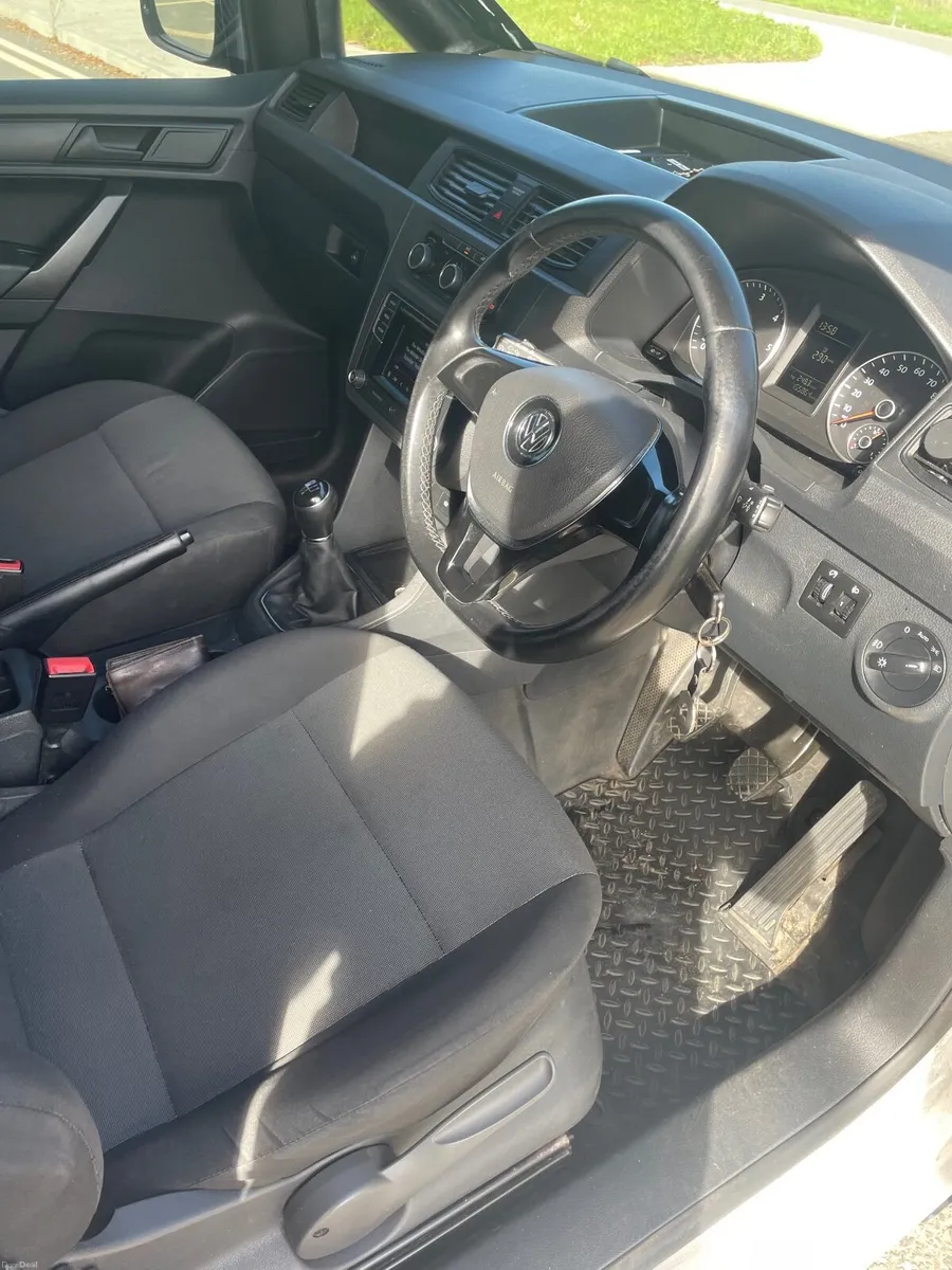 Volkswagen Caddy 2016 - Image 5
