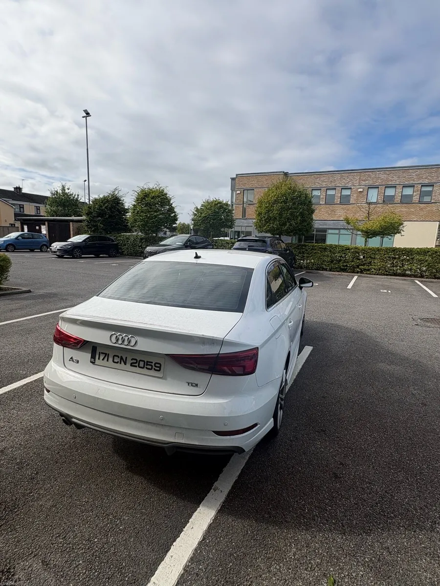 Audi A4 S Line 1.6 Diesel - Image 3