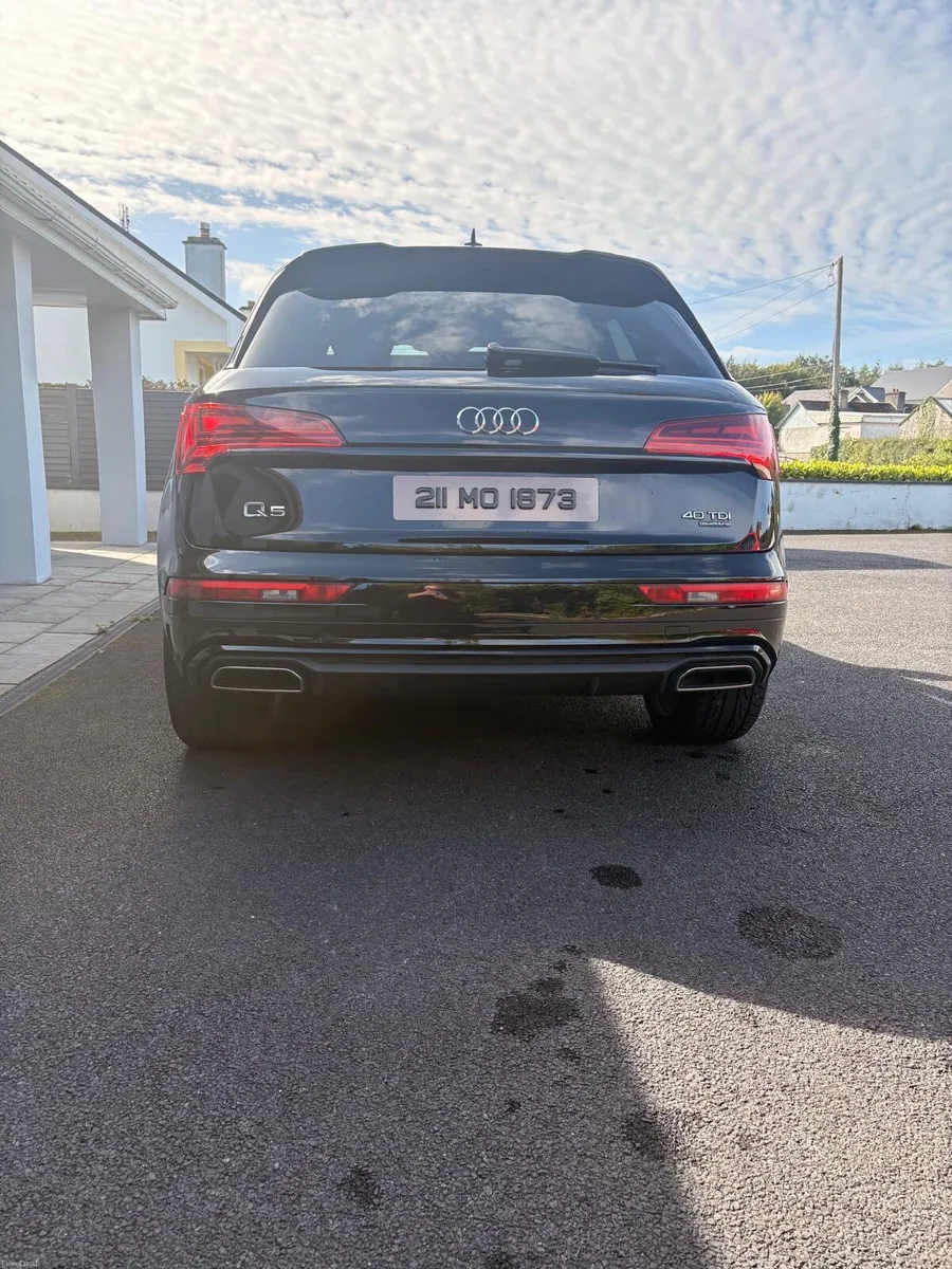 Audi Q5 S Line Quattro 40TDI - Image 4