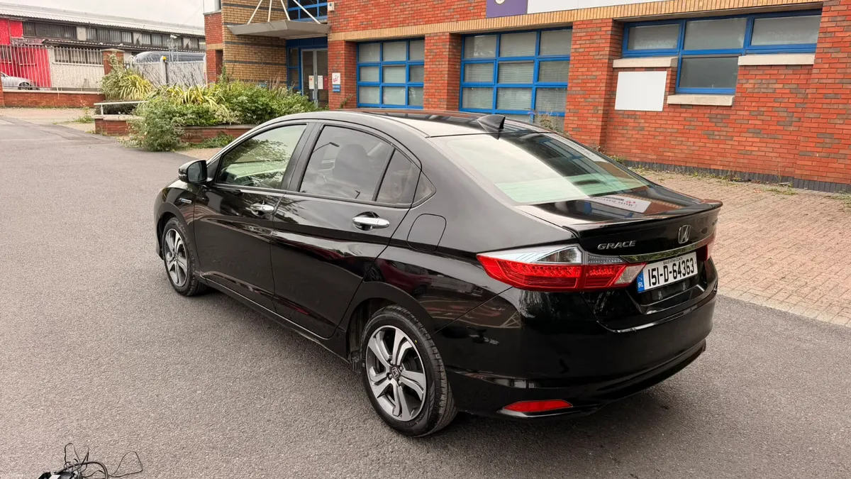 Honda Grace 2015 Automatic - Image 4
