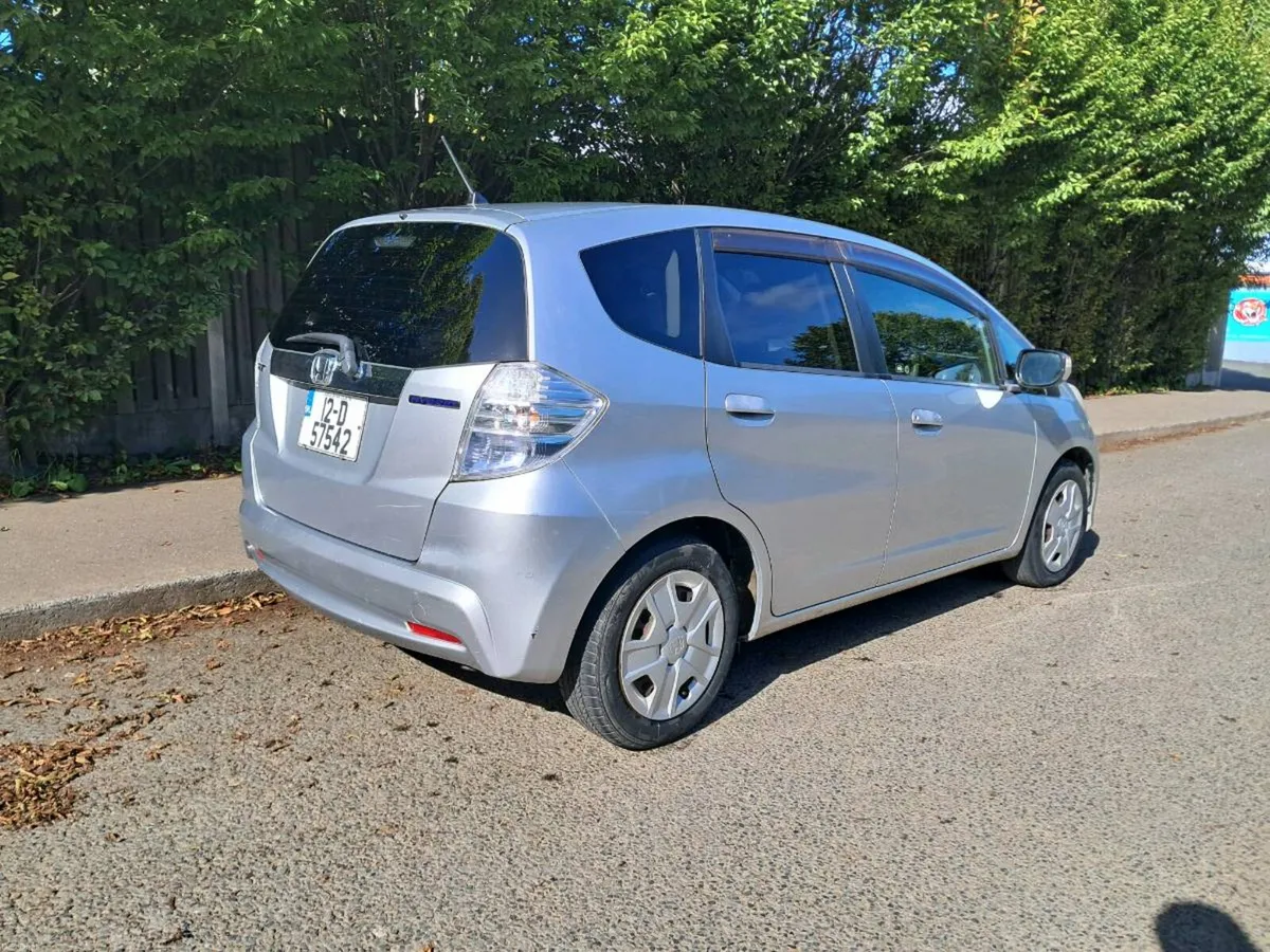12 Honda Fit 124km NCT Tax - Image 4
