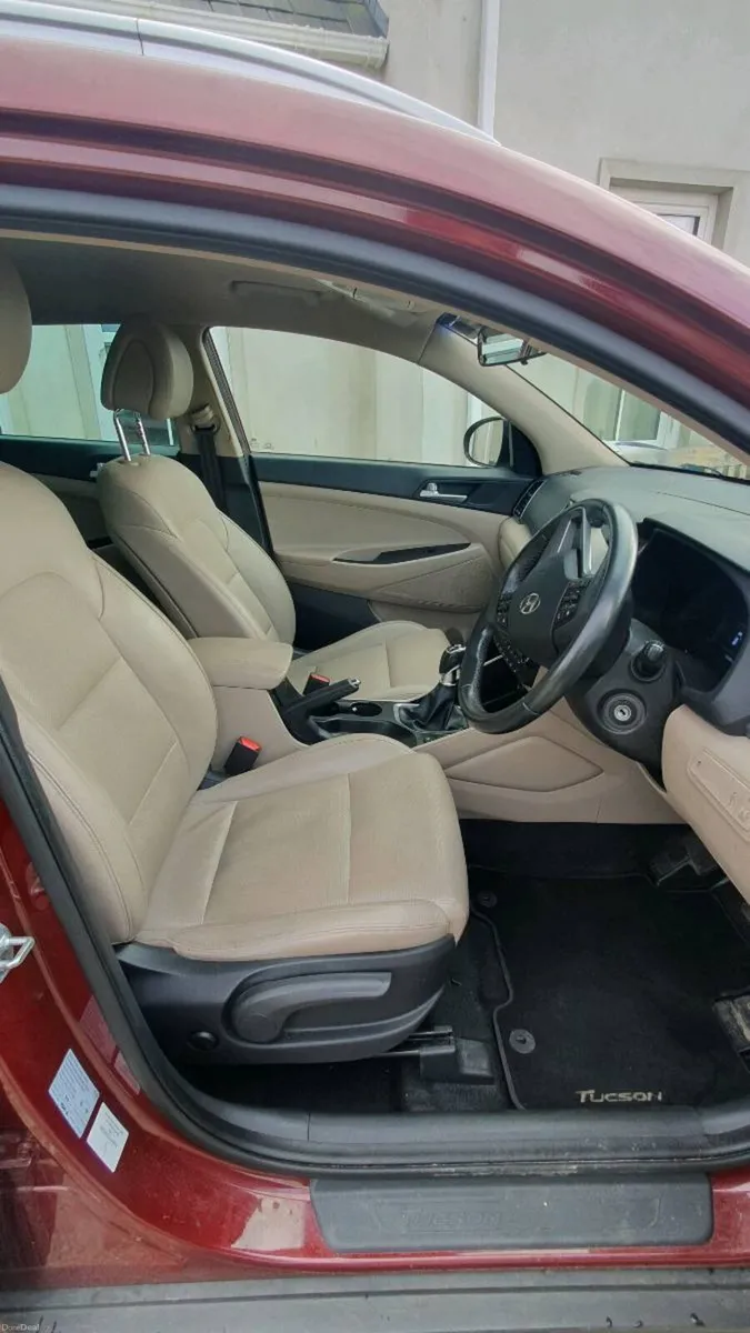 Hyundai Tucson 1.7 Executive - Image 5