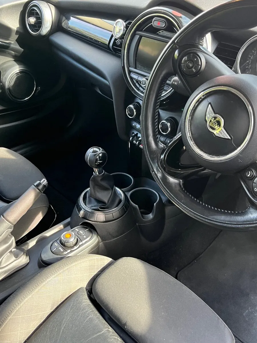 Mini Cooper 2015(152) - Image 4