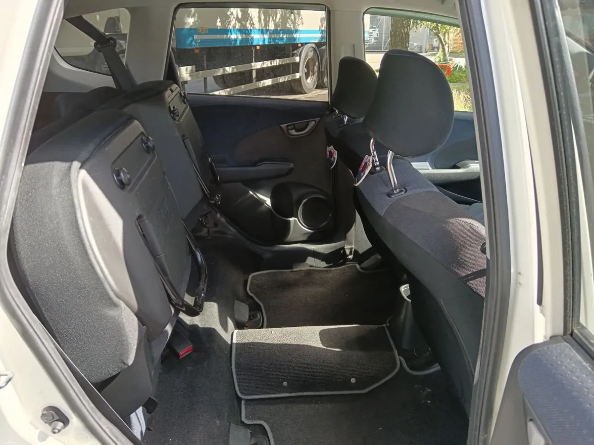 2008 Honda Jazz (Fit) – Great for Spares - Image 5