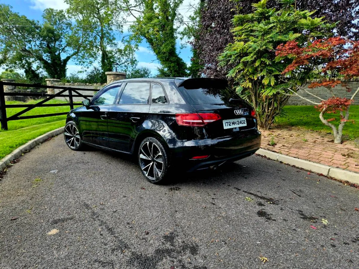 2017 AUDI A3 - Image 4