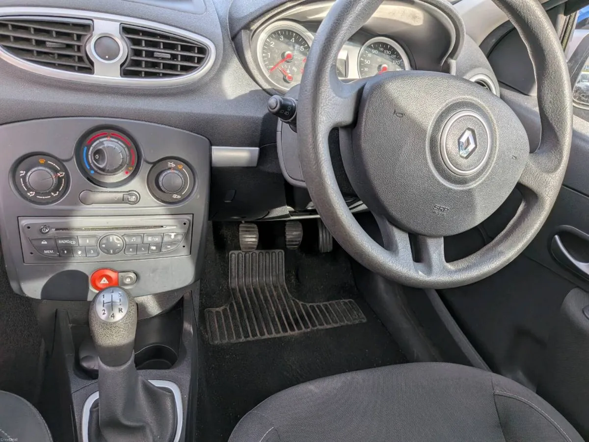 Renault Clio 2010 1.2L (2027 Tax and NCT) - Image 6