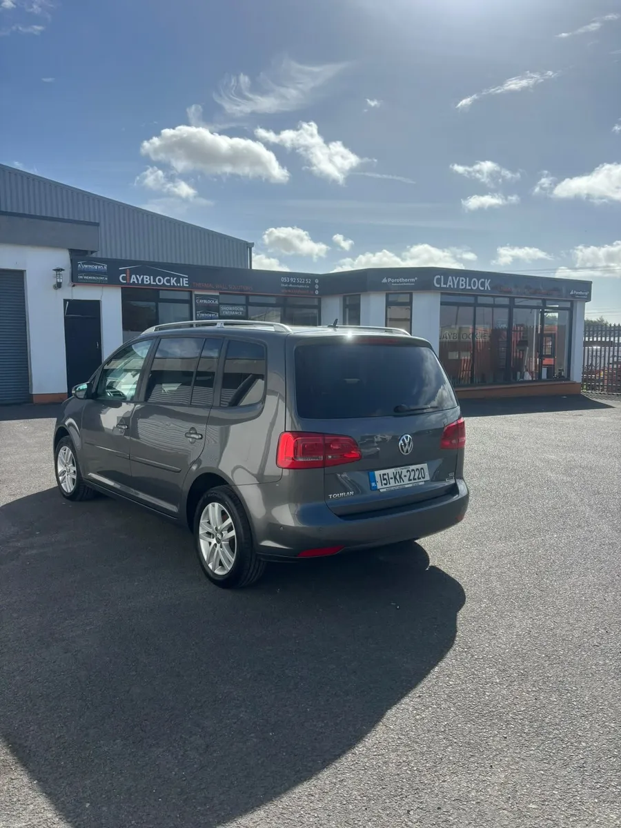 151 VW Touran  1.6 TDI  7 SEATS - Image 3