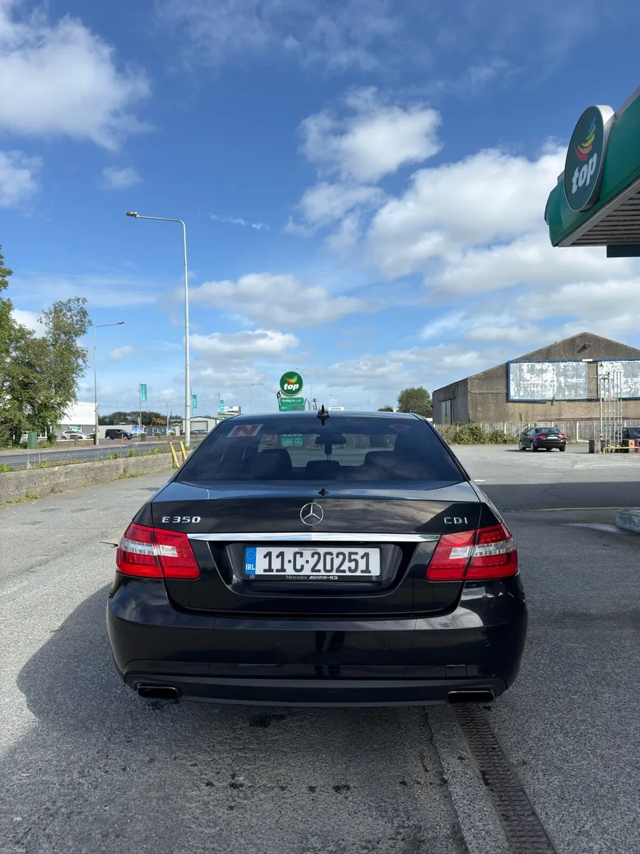 Mercedes-Benz E350 Amg - Image 4
