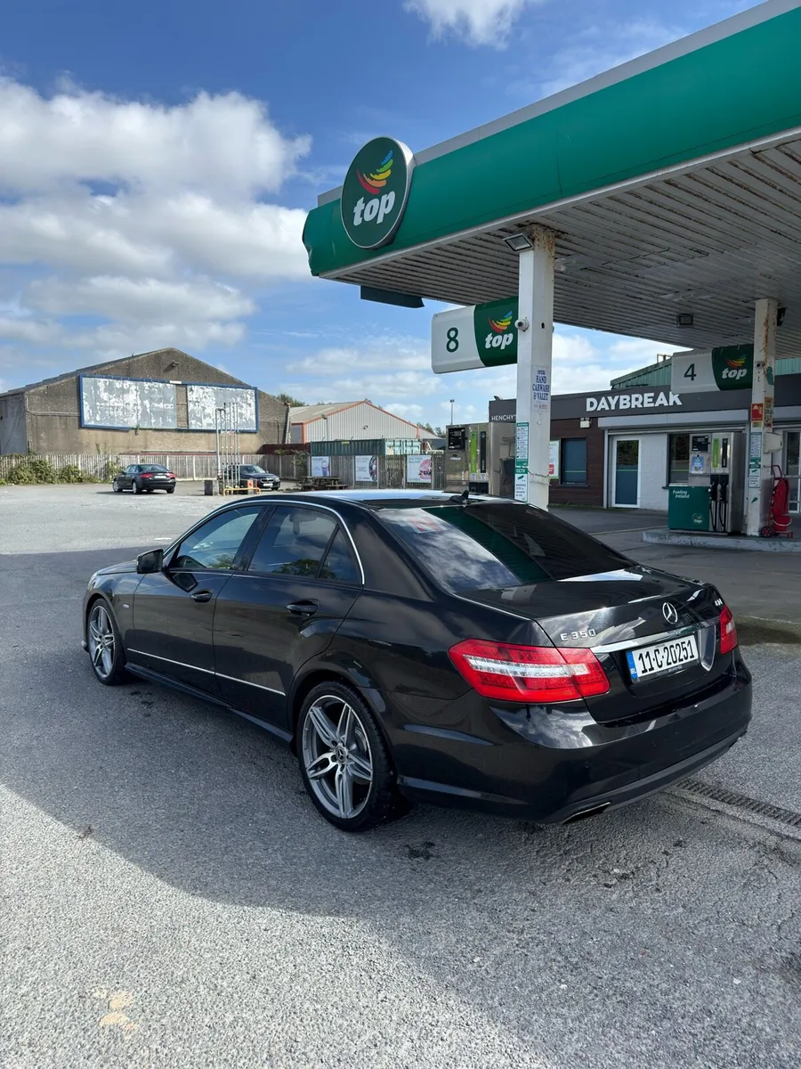 Mercedes-Benz E350 Amg - Image 5