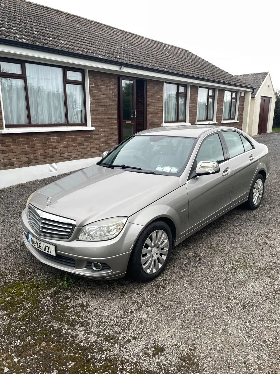 Mercedes-Benz C-Class 2008 - Image 2