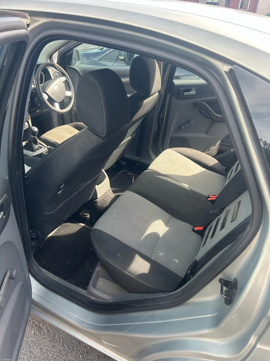Ford focus - Image 5