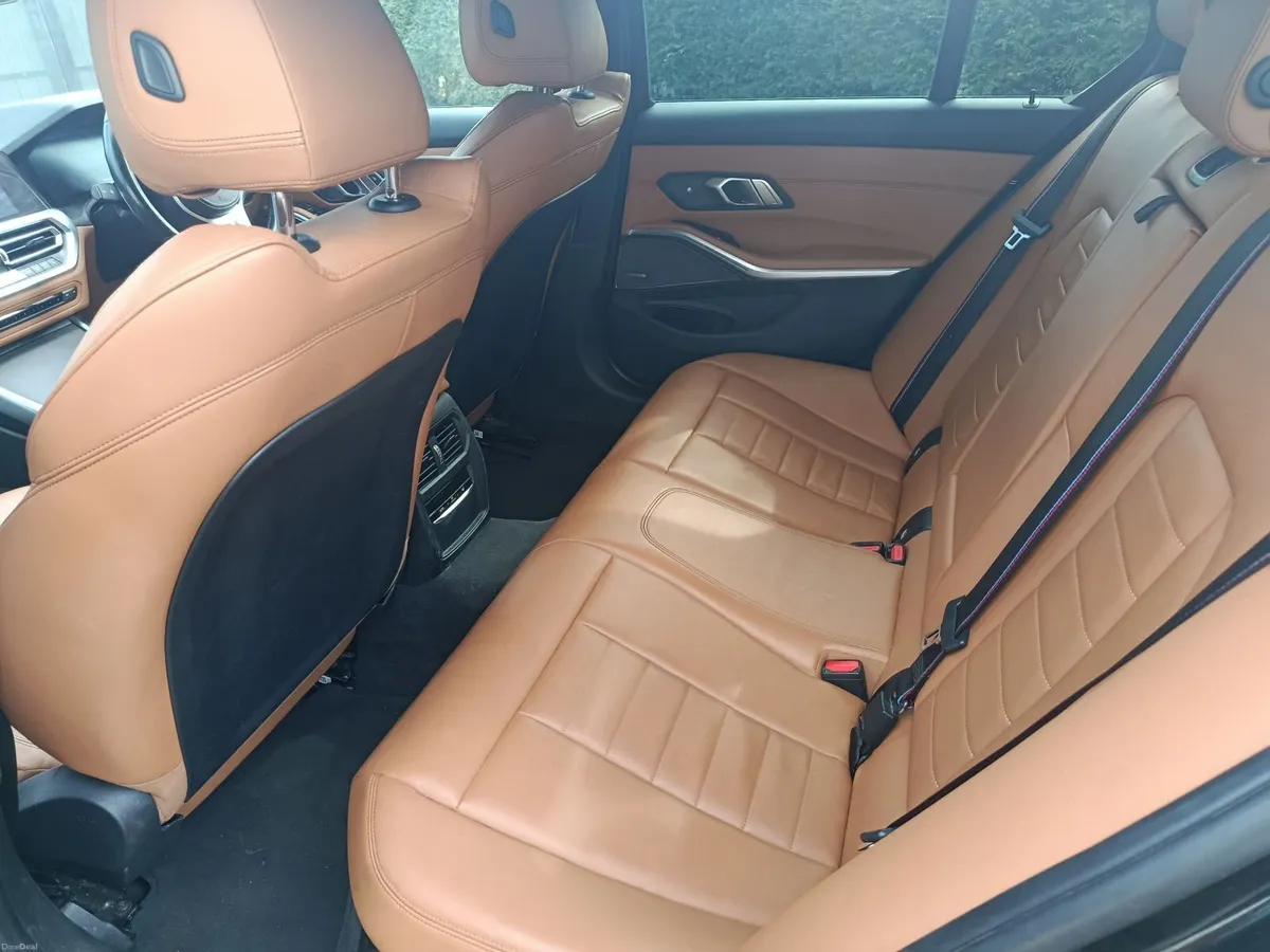 BMW 3-Series 2020 - Image 5