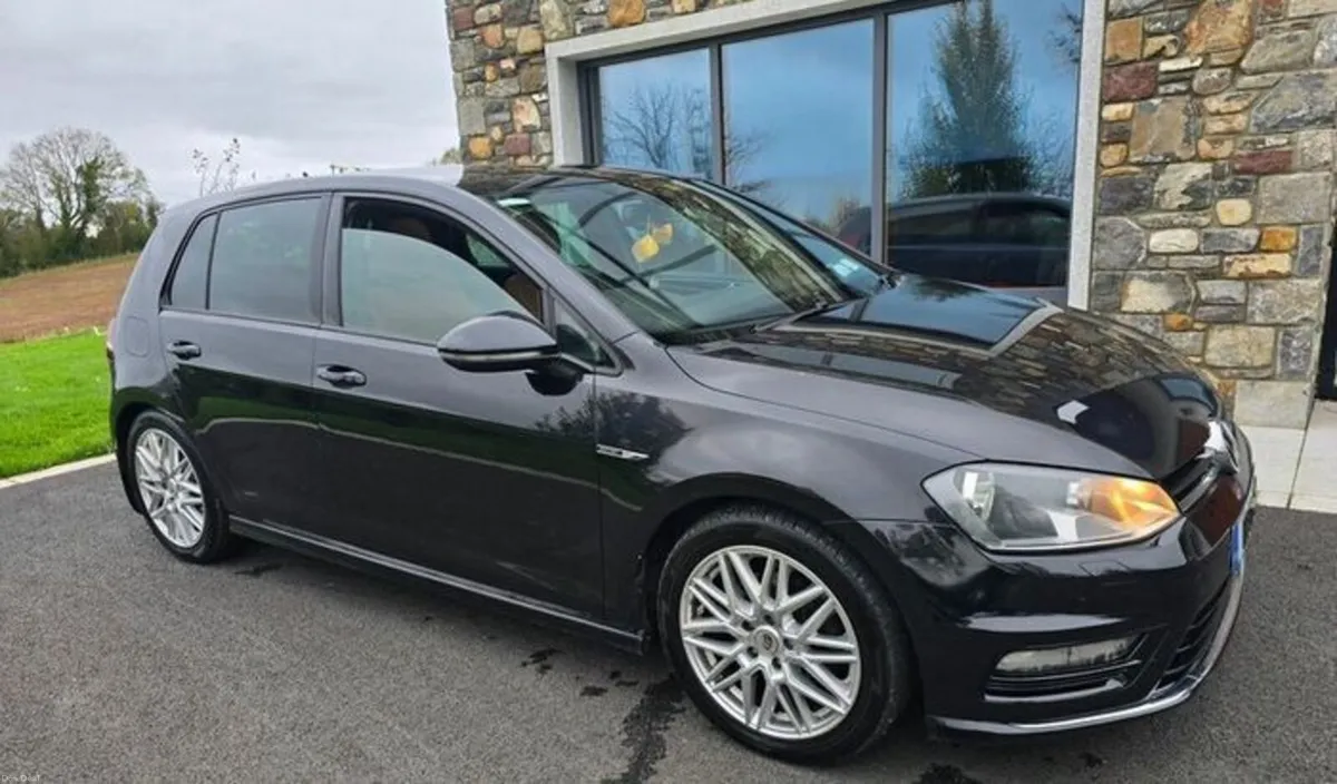 Volkswagen Golf 2015 - Image 1