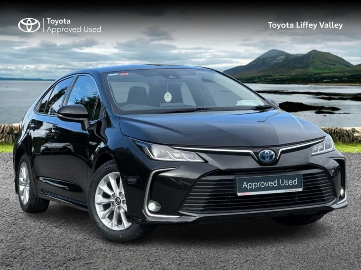 Toyota Corolla COROLLA HYBRID LUNA SAL - Image 1