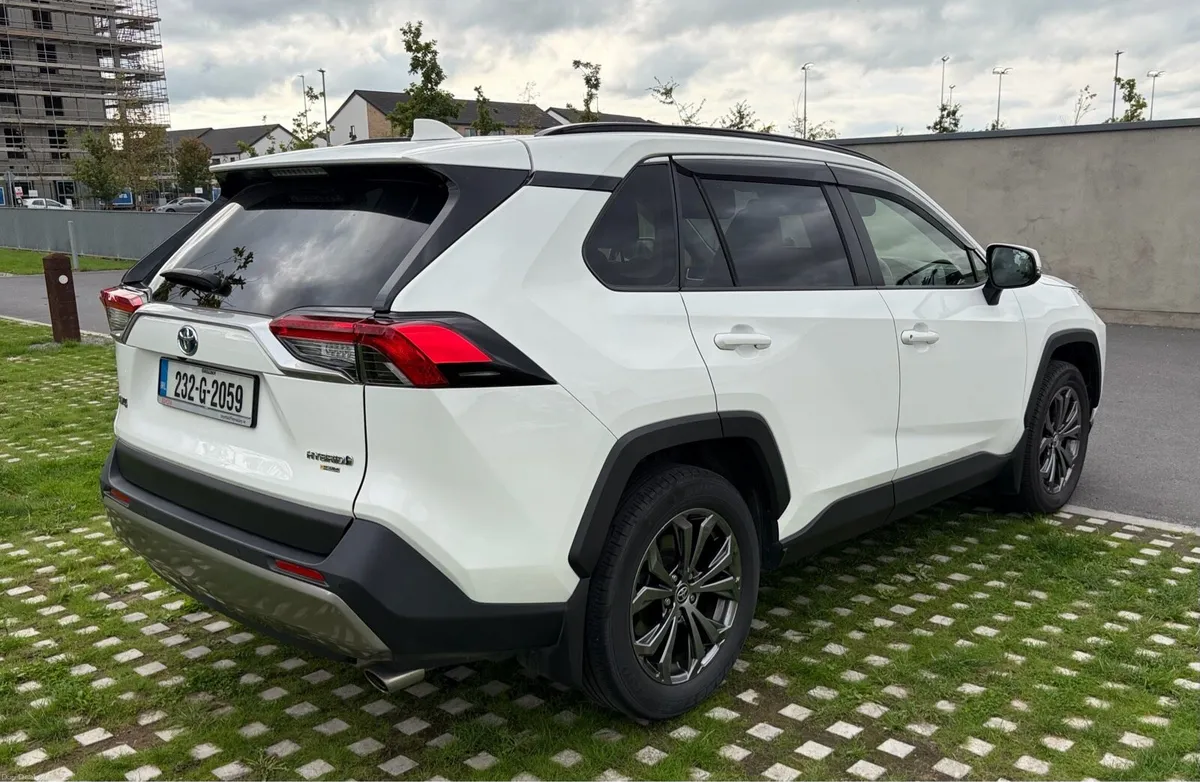 Toyota RAV4 232. High Spec SOL Trim. 75k kms only - Image 6