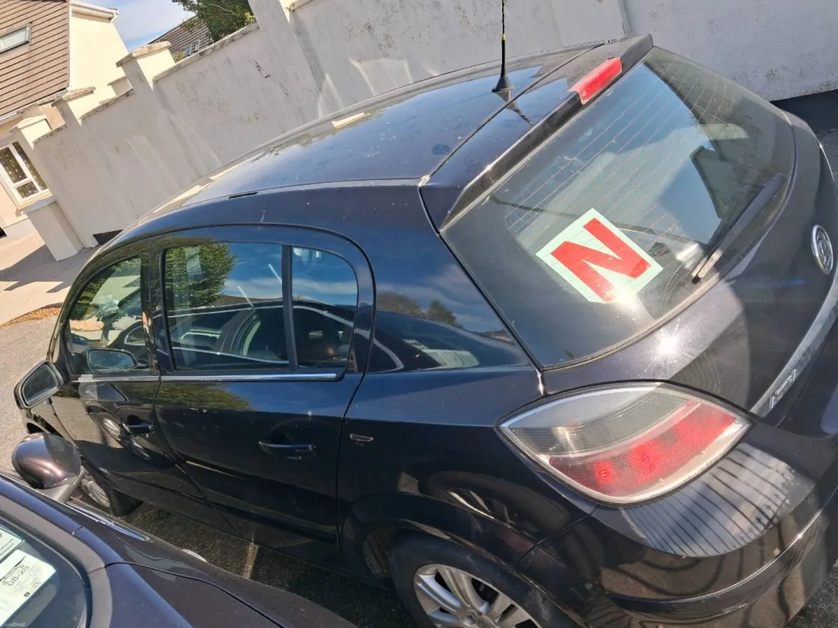 Astra 68000 miles - Image 2
