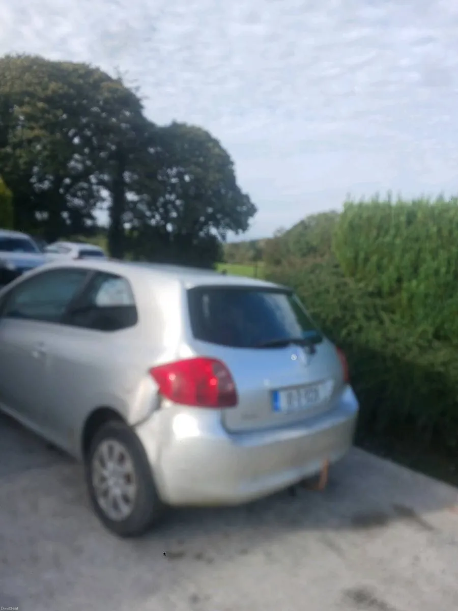 Toyota auris van - Image 4
