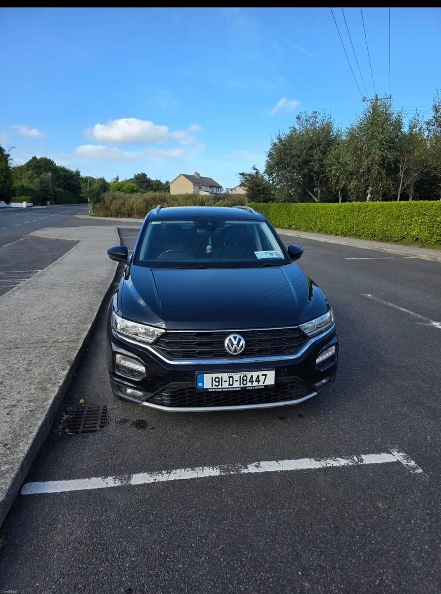 Volkswagen T-Roc 2019 - Image 2