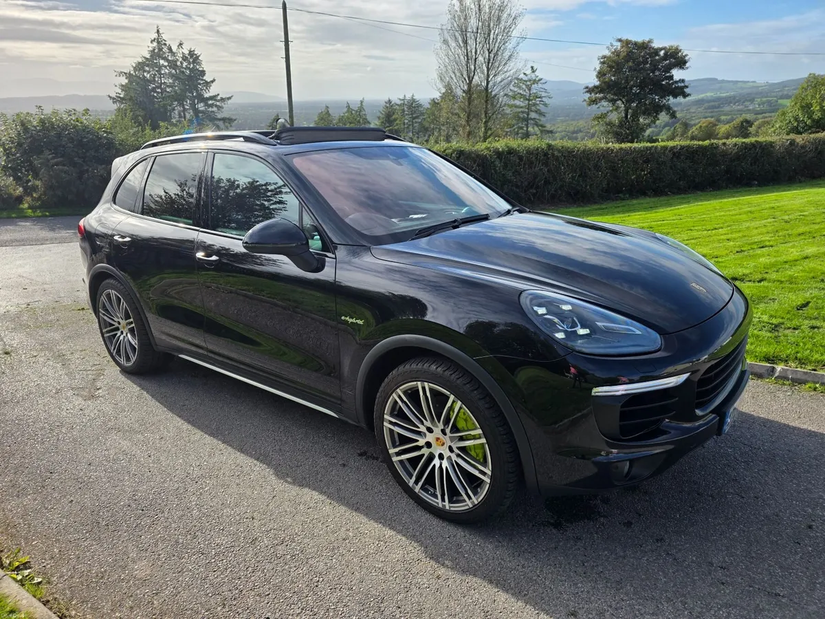 Porsche Cayenne 2017 - Image 1