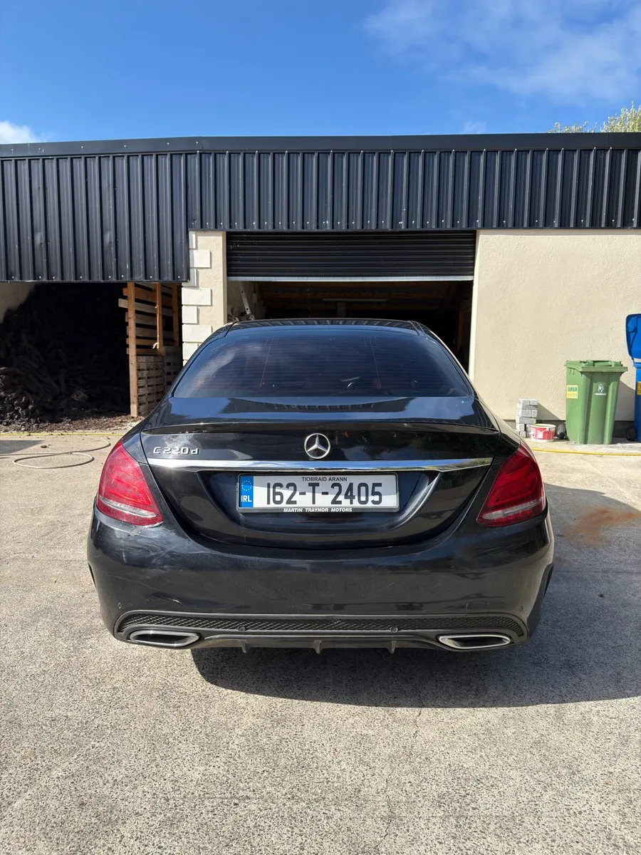 Mercedes Benz C220 AMG Line - Image 4
