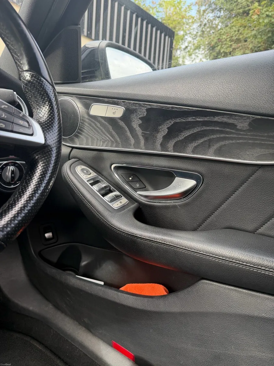 Mercedes Benz C220 AMG Line - Image 6