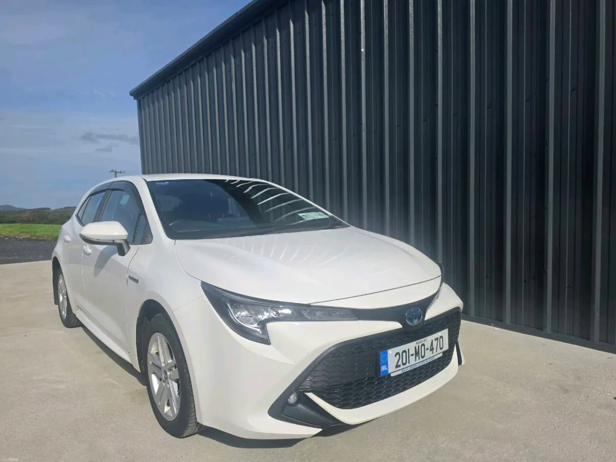 2020 Toyota corolla - Image 2