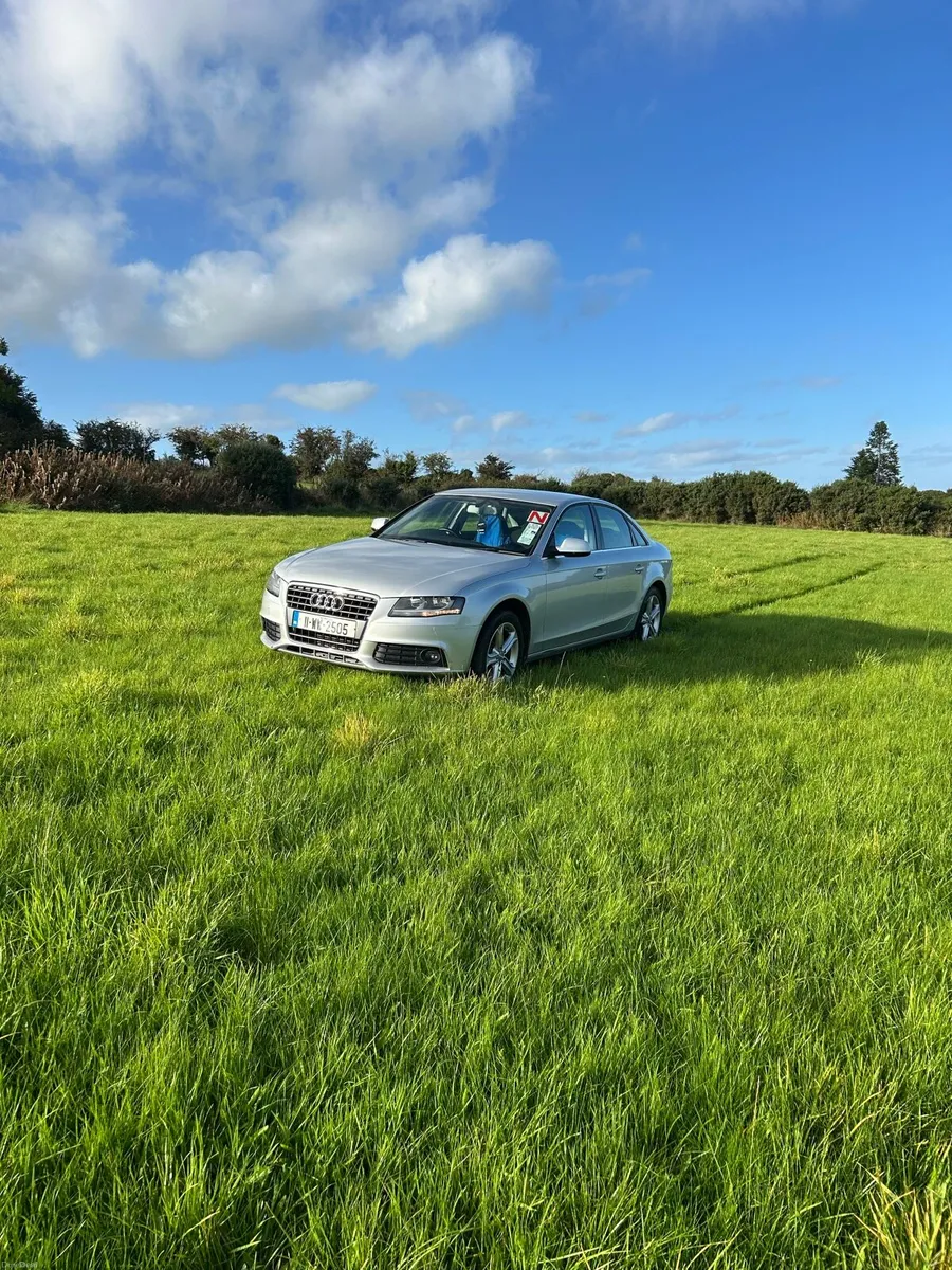 2011 Audi A4 automatic - Image 1