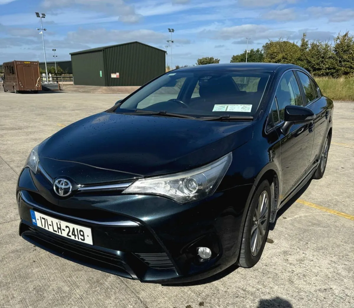Toyota Avensis 2017 - Image 2