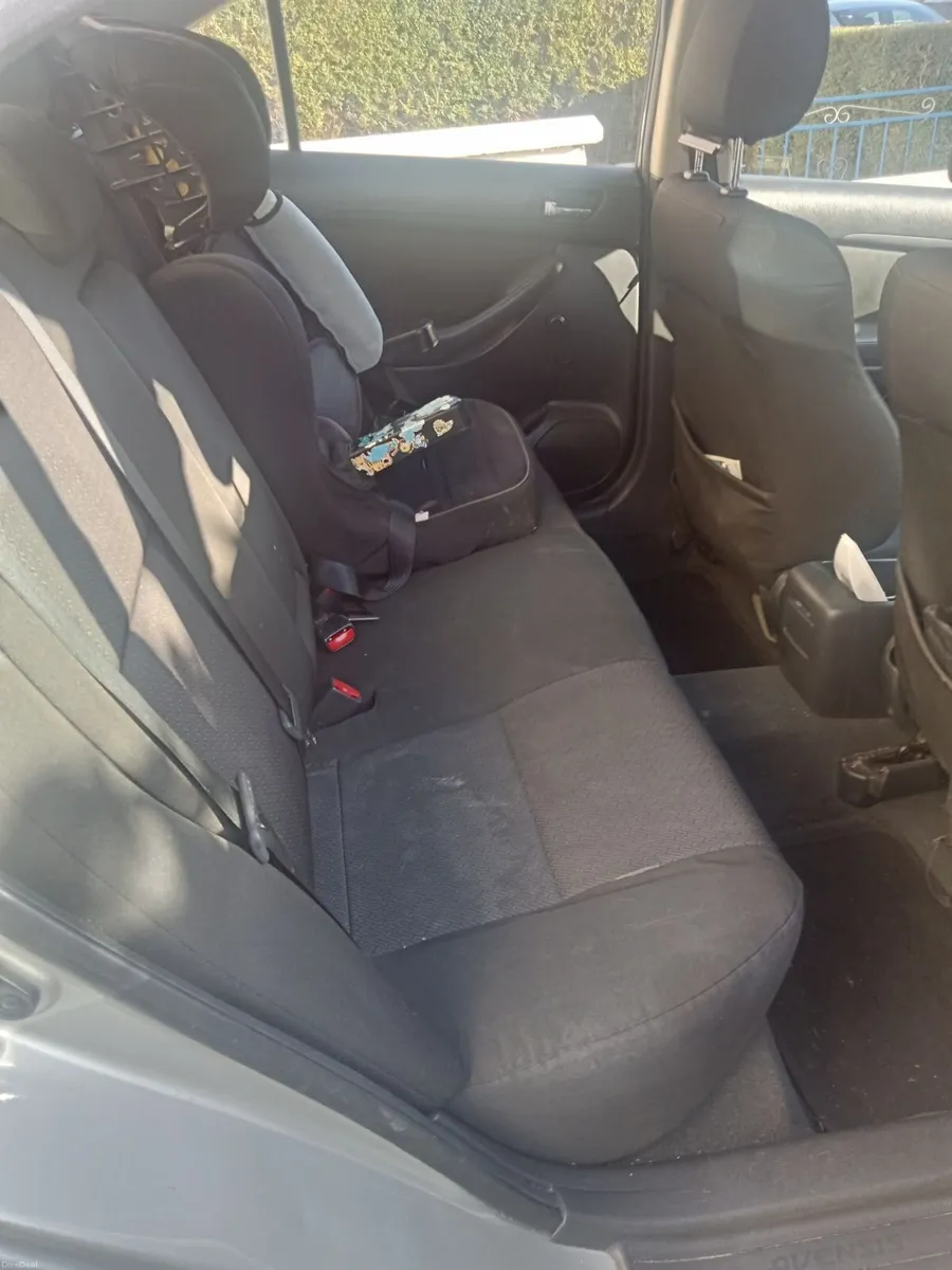 Toyota Avensis 2008 - Image 4