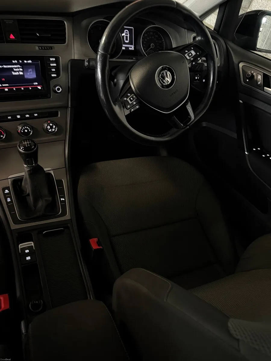 Volkswagen Golf 2014 - Image 5