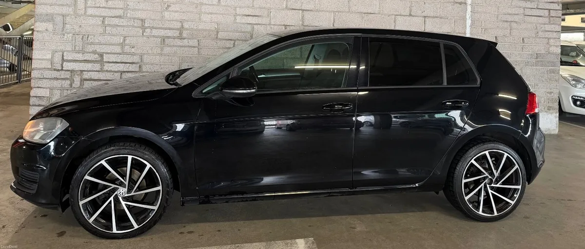 Volkswagen Golf 2014 - Image 2