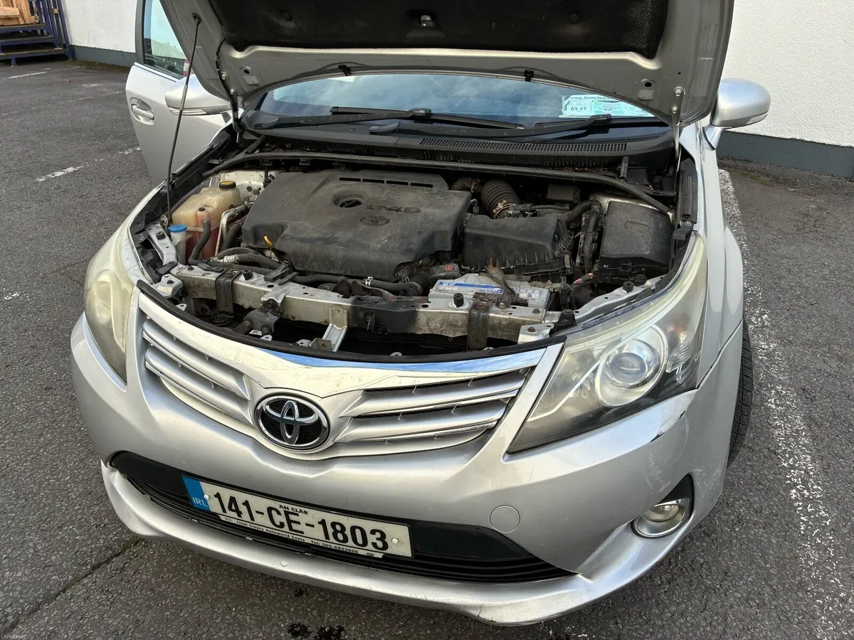 Toyota Avensis 2014 - Image 2