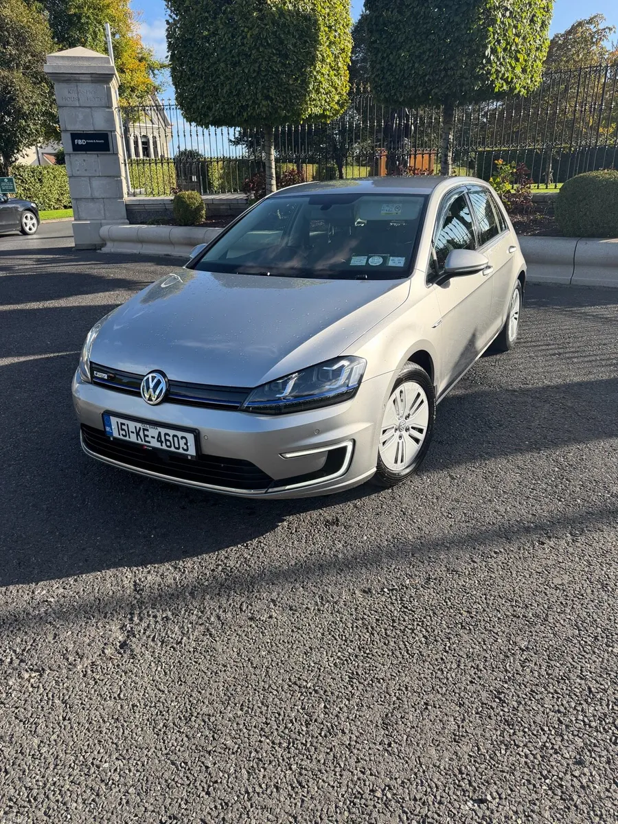 Volkswagen e-Golf - Image 1