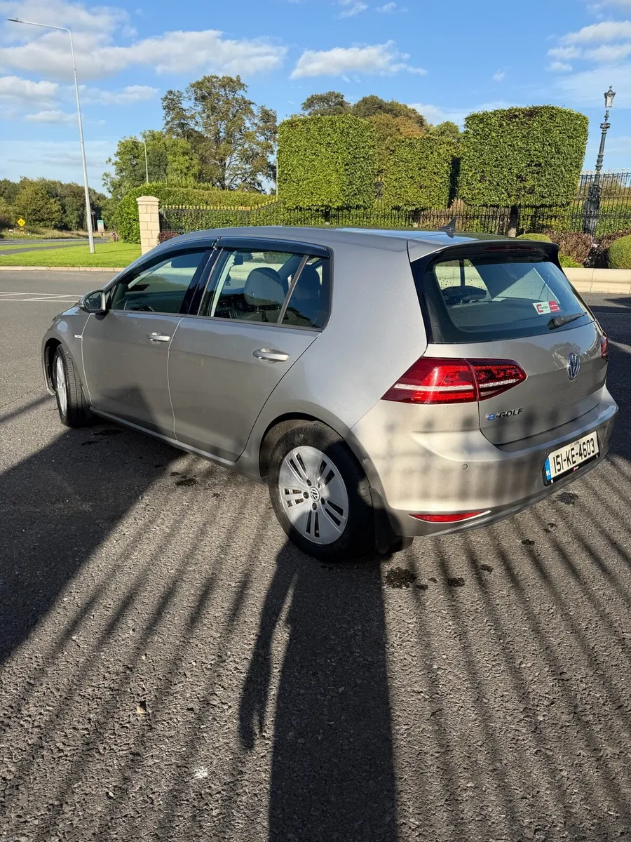 Volkswagen e-Golf - Image 4