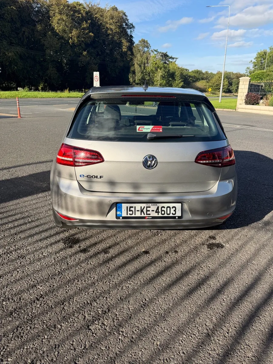 Volkswagen e-Golf - Image 5