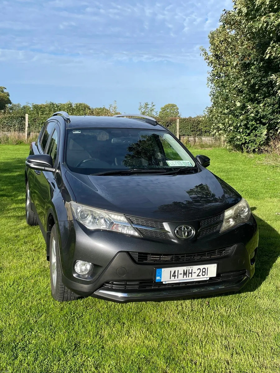 2014 Toyota Rav 4 Luna - Image 2