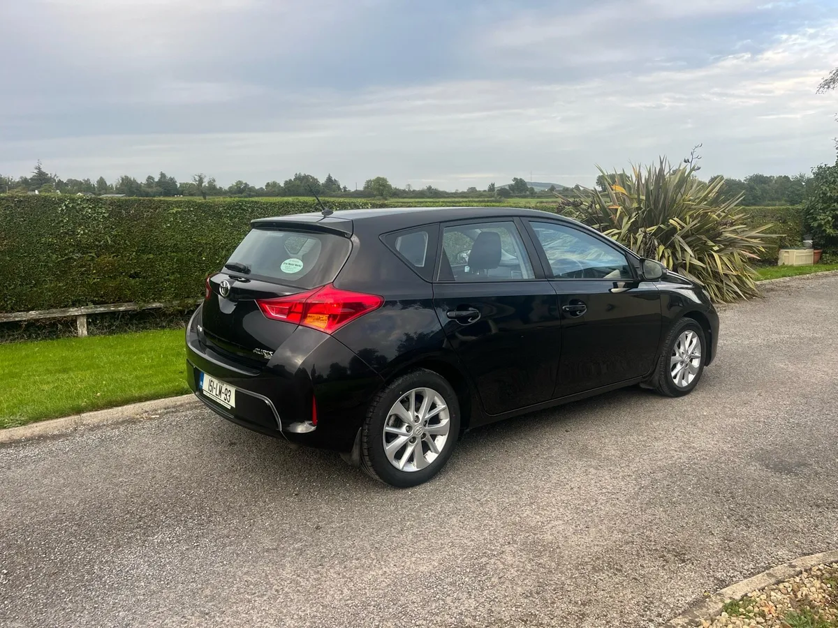 Toyota Auris Aura 1.4 D4D - Image 4
